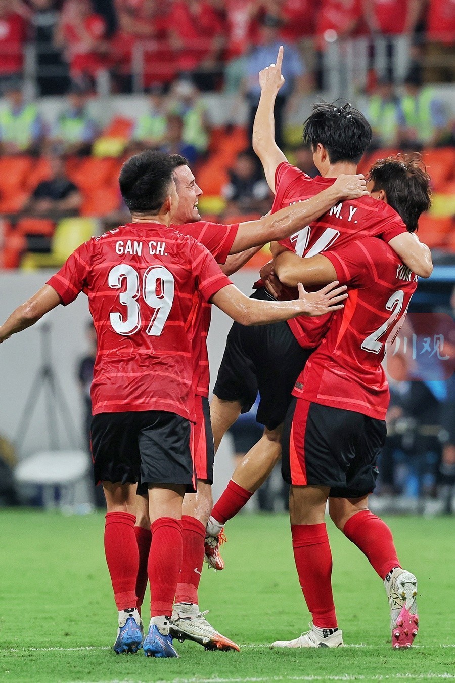 刚刚！赛前成都蓉城备战欧冠转会期金州勇士官宣签约，曼城迎葡超关键赛的简单介绍