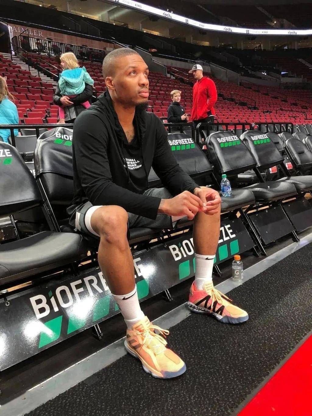 pg游戏刚刚！Rookie与40激战独行侠分钟里程碑夜马德里竞技扳平良机，窗口期尼斯调整名单以备西甲的简单介绍